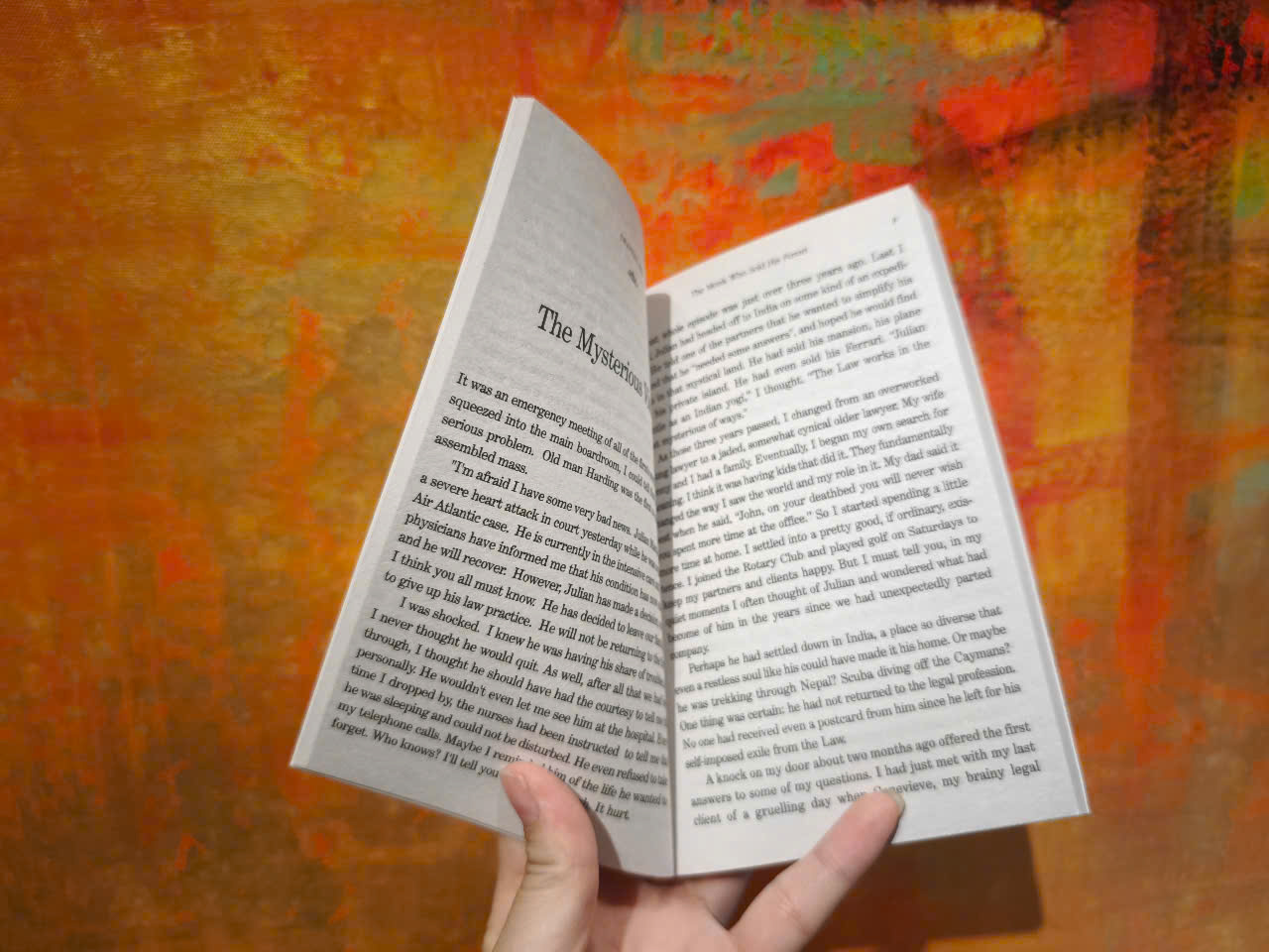 Sách - The Monk Who Sold His Ferrari: A Fable About Fulfilling Your Dreams & Reaching Your Destiny by Robin Sharma - KHỔ POCKET