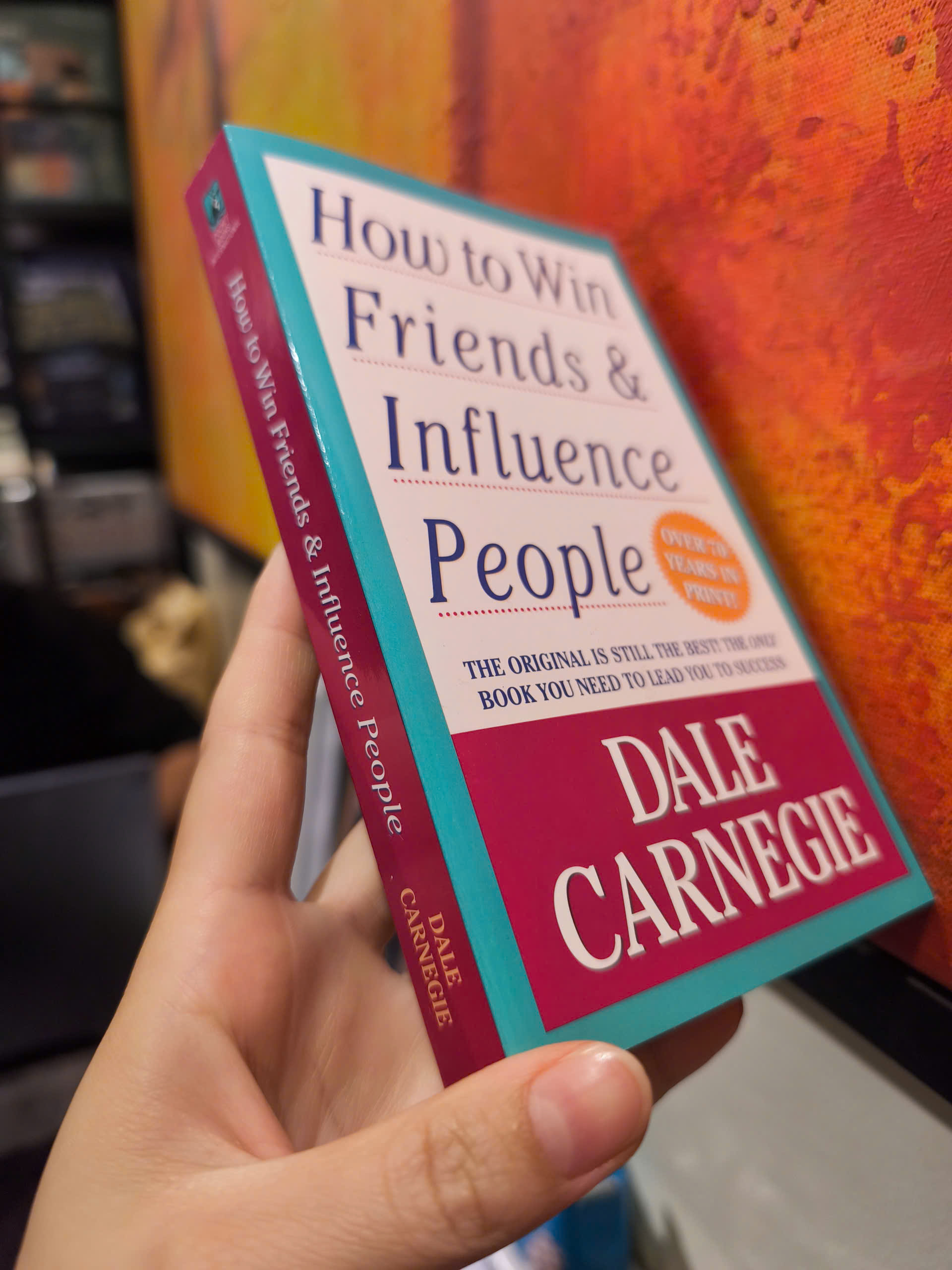 Sách - How to Win Friends and Influence People by Dale Carnegie - Self Help /Nonfiction/ Business