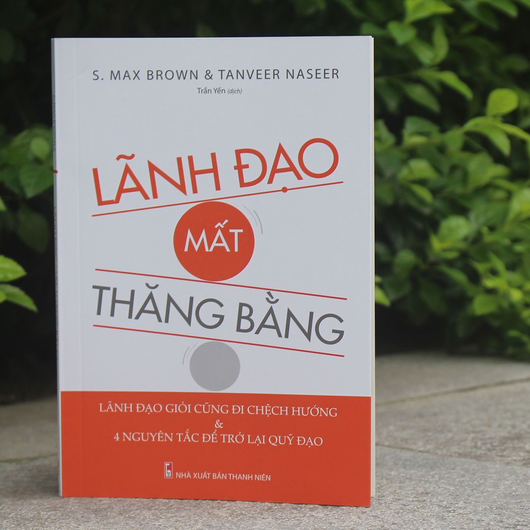 Combo sách - Trở Thành Nhà Lãnh Đạo Giỏi: Khỏe Để Lãnh Đạo + Lãnh Đạo Mất Thăng Bằng + Lãnh Đạo Giản Đơn + Vĩ Đại Nhờ Tôi Luyện Mà Thành + Binh Pháp Tôn Tử Trong Quản Lí (TB) (MinhLongbooks)