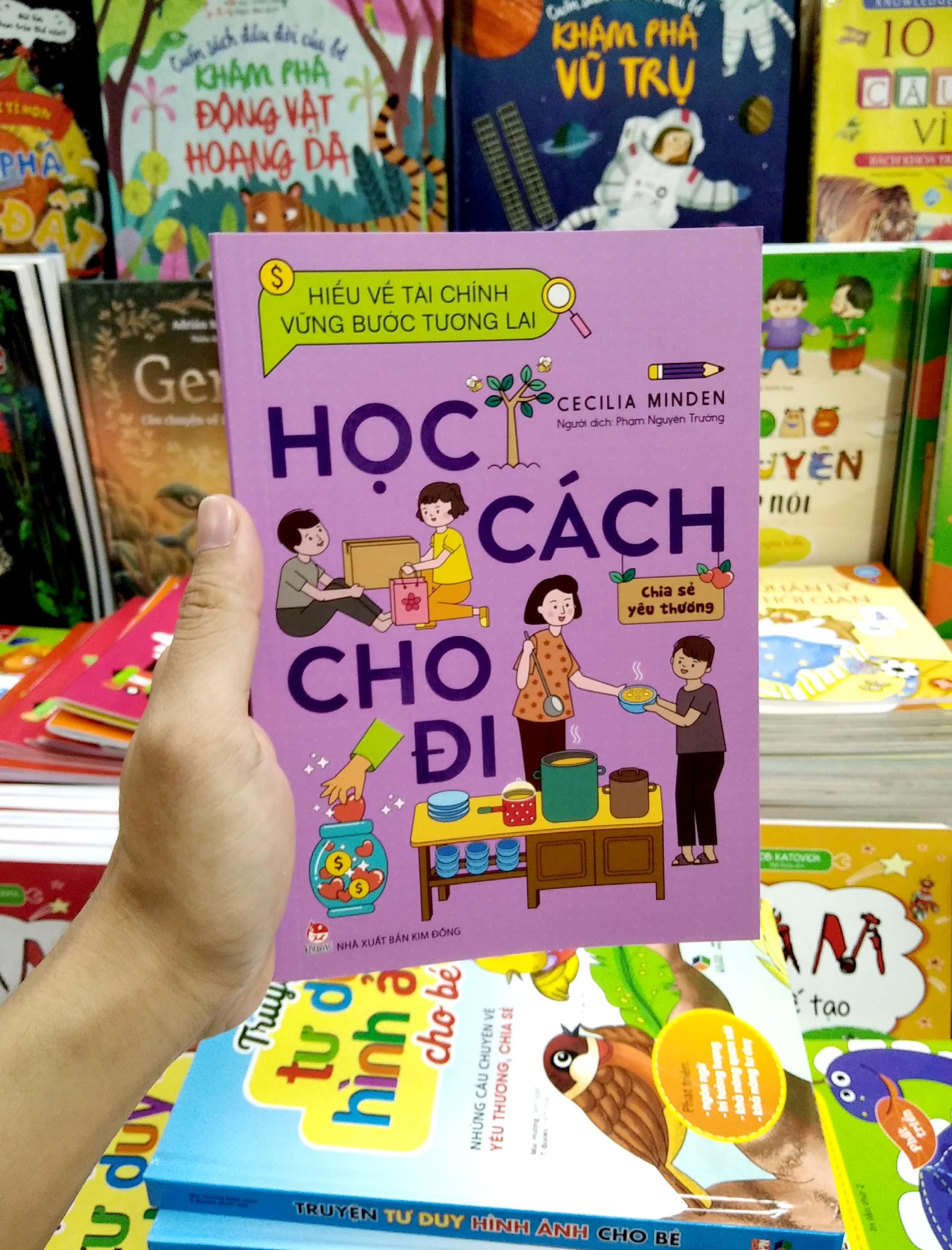 Hiểu Về Tài Chính, Vững Bước Tương Lai - Học Cách Cho Đi