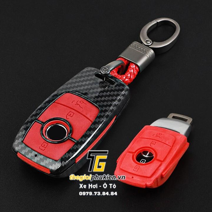 Ốp chìa khóa cho xe Mercedes E200, E250, E300 nhựa ABS vân carbon kèm móc đeo INOX sang trọng