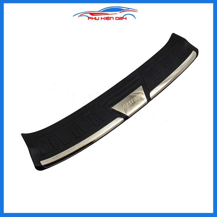 Ốp chống trầy cốp ngoài nhựa đen Attrage 2015-2016-2017-2018-2019-2020-2021-2022 chống xước trang trí xe