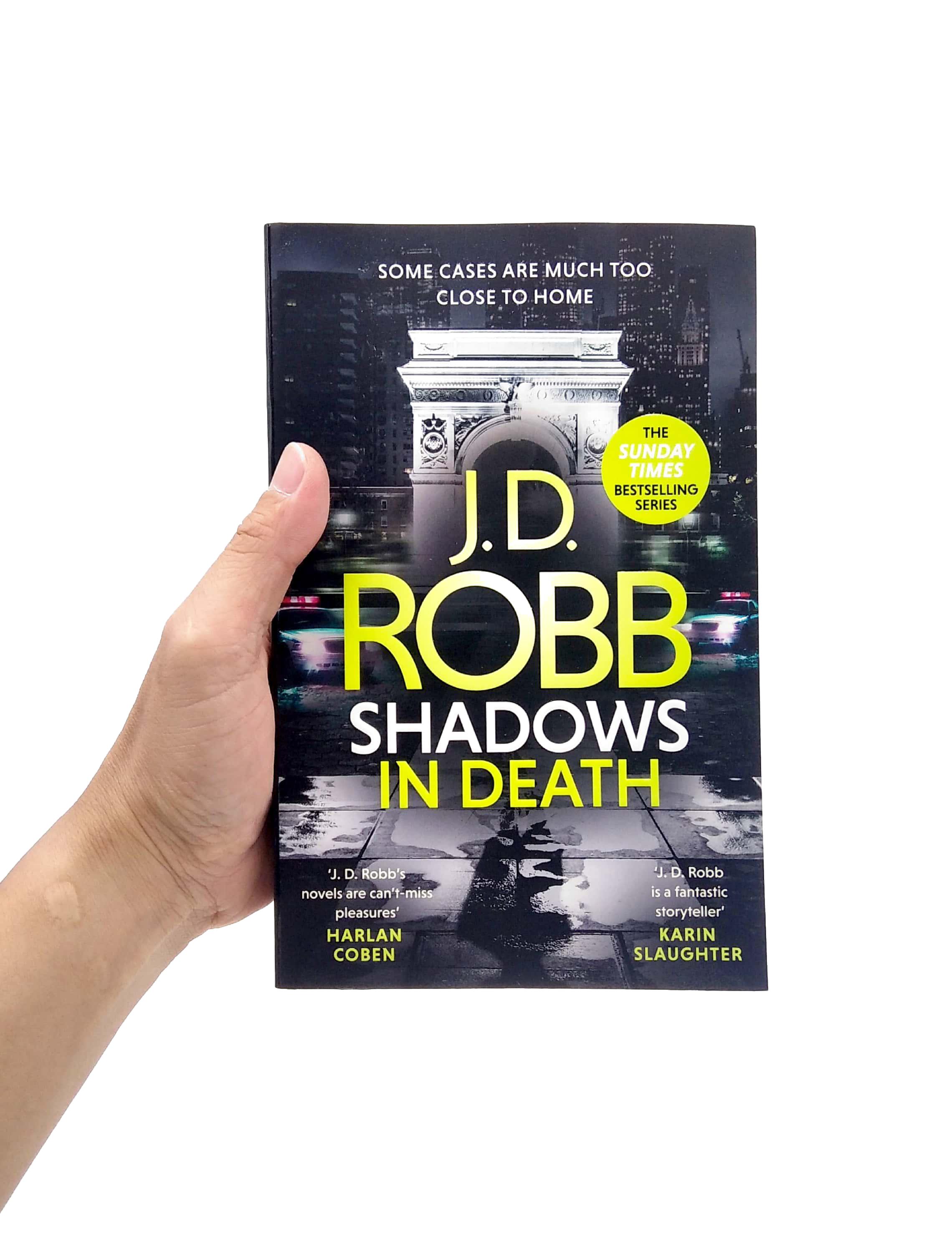 Shadows In Death: An Eve Dallas Thriller (Book 51)