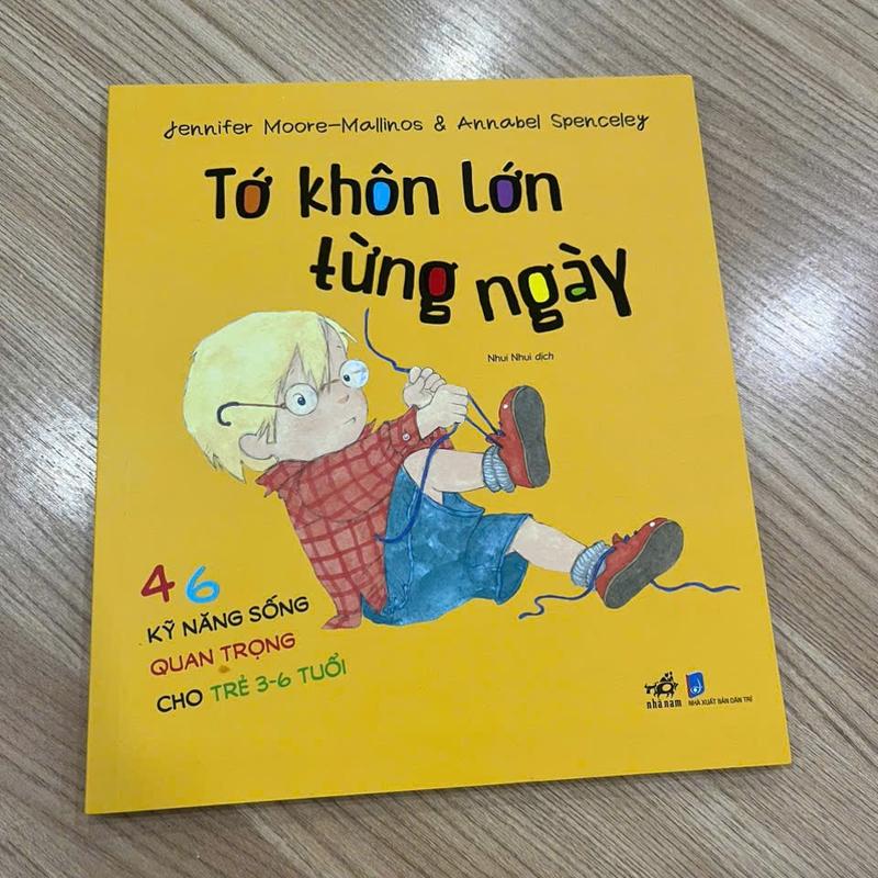 Sách - Tớ khôn lớn từng ngày (Nhã Nam HCM)