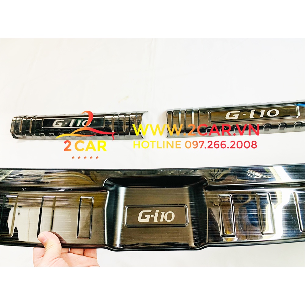 Ốp chống trầy cốp trong, ngoài xe Hyundai Grand i10 2021-2022, vân Titan cao cấp