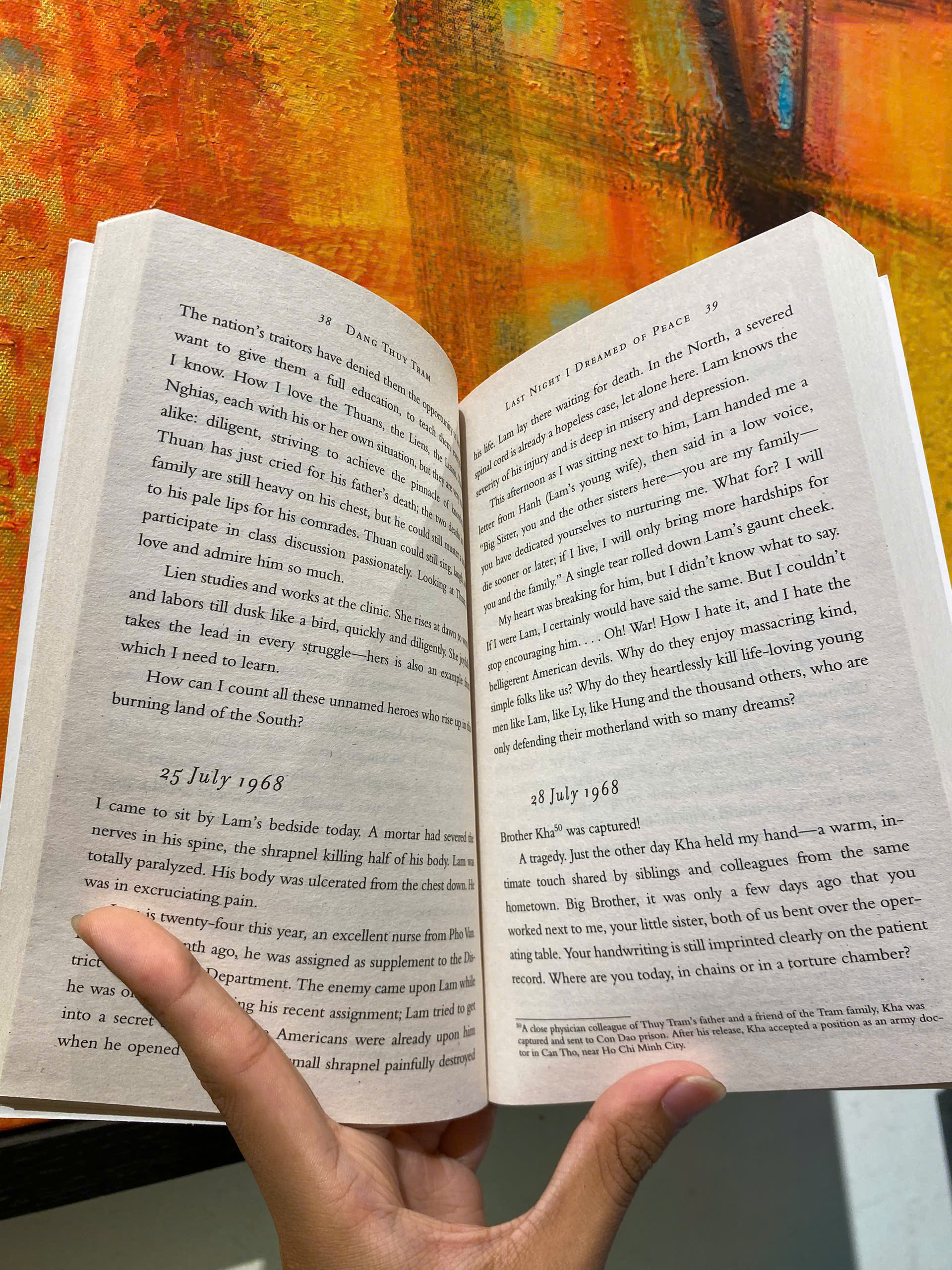 Sách - Last Night I Dreamed Of Peace by Dang Thuy Tram: An extraordinary diary of courage - Hồi ký chiến tranh/Biography Vietnam