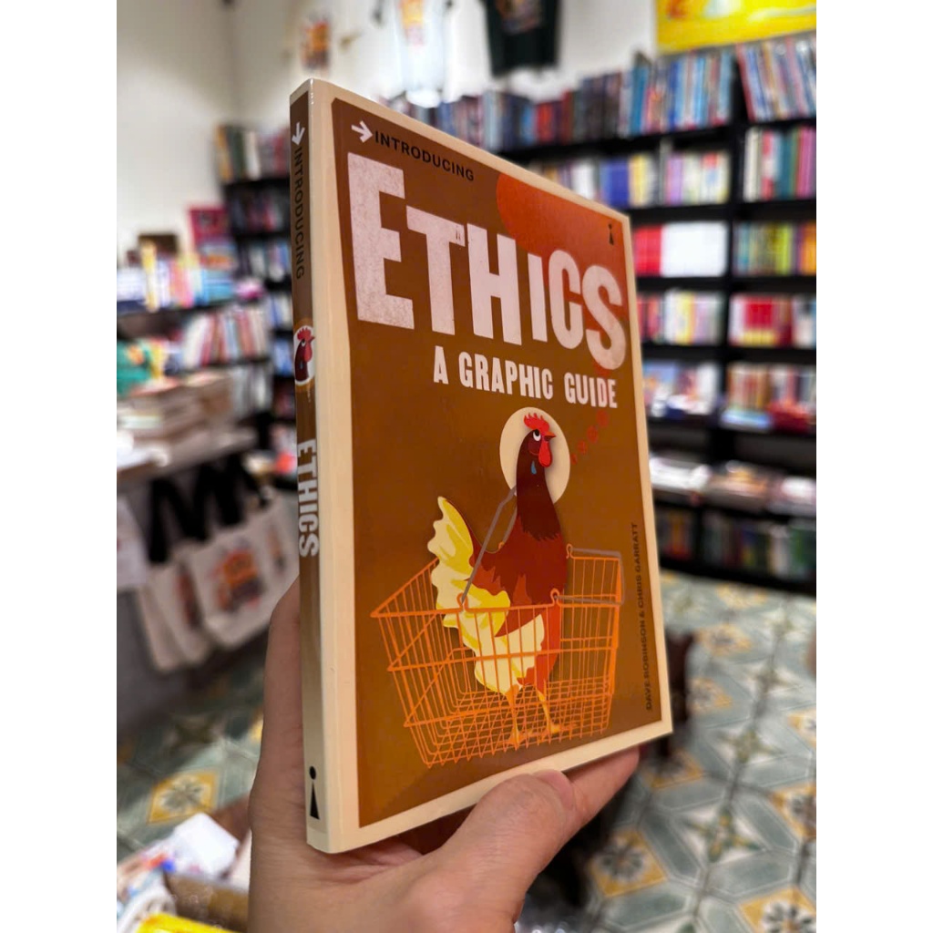 Sách - Introducing Ethics A Graphic Guide by Dave Robinson - Icon Books Graphic Guide Series / English Books
