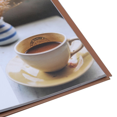 Sai Gon Cà Phê - A Glimpse Into SaiGon