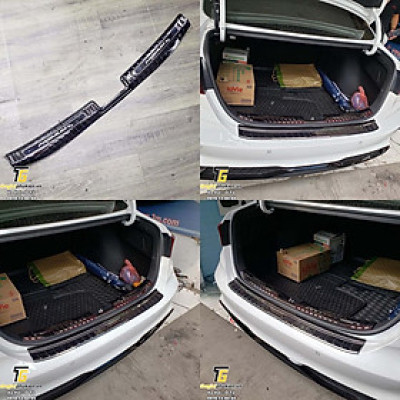 Ốp chống trầy cốp vân Titan Kia New K3 2022