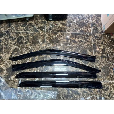 Vè Che Mưa Xe Toyota Avanza 2022 Nhựa đen cao cấp