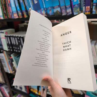 Sách - Anger by Thich Nhat Hanh: Buddhist wisdom for cooling the flames - English Book - Sách Ngoại Văn