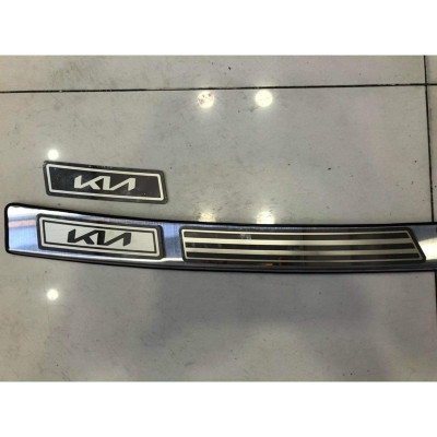 Nẹp Chống Trầy Cốp Ngoài Cao Cấp Dành Cho Xe KIA CARNIVAL 2022 Chất Liệu Inox