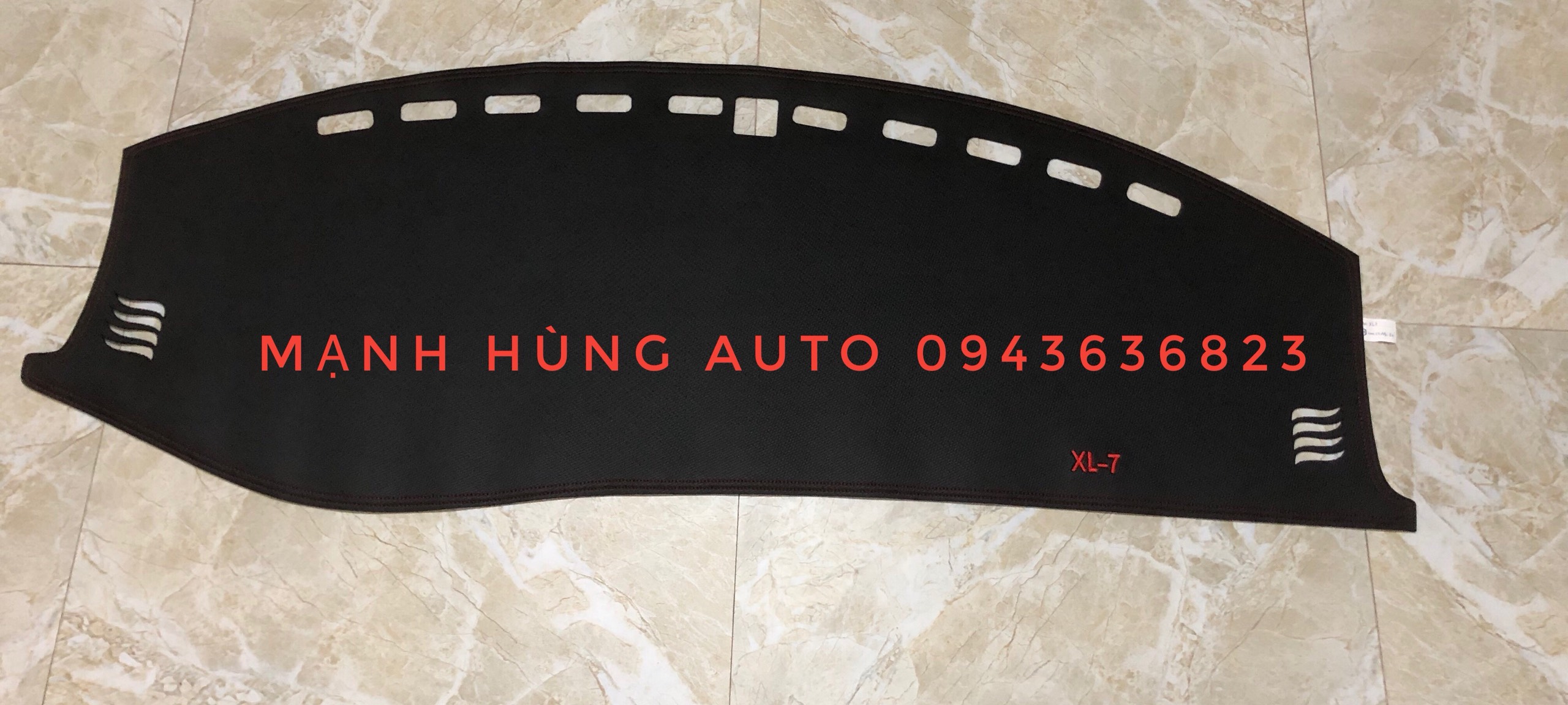 Thảm Taplo Da Carbon Suzuki XL7 2020 - 2021 Cao Cấp có Chống Trượt