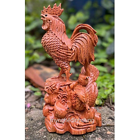 Tượng gia đình gà bằng gỗ hương đá kt cao 30cm