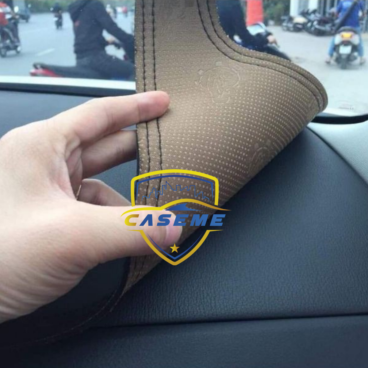 Thảm da taplo vân carbon cao cấp dành cho xe Mazda CX-5 2018 - 2021
