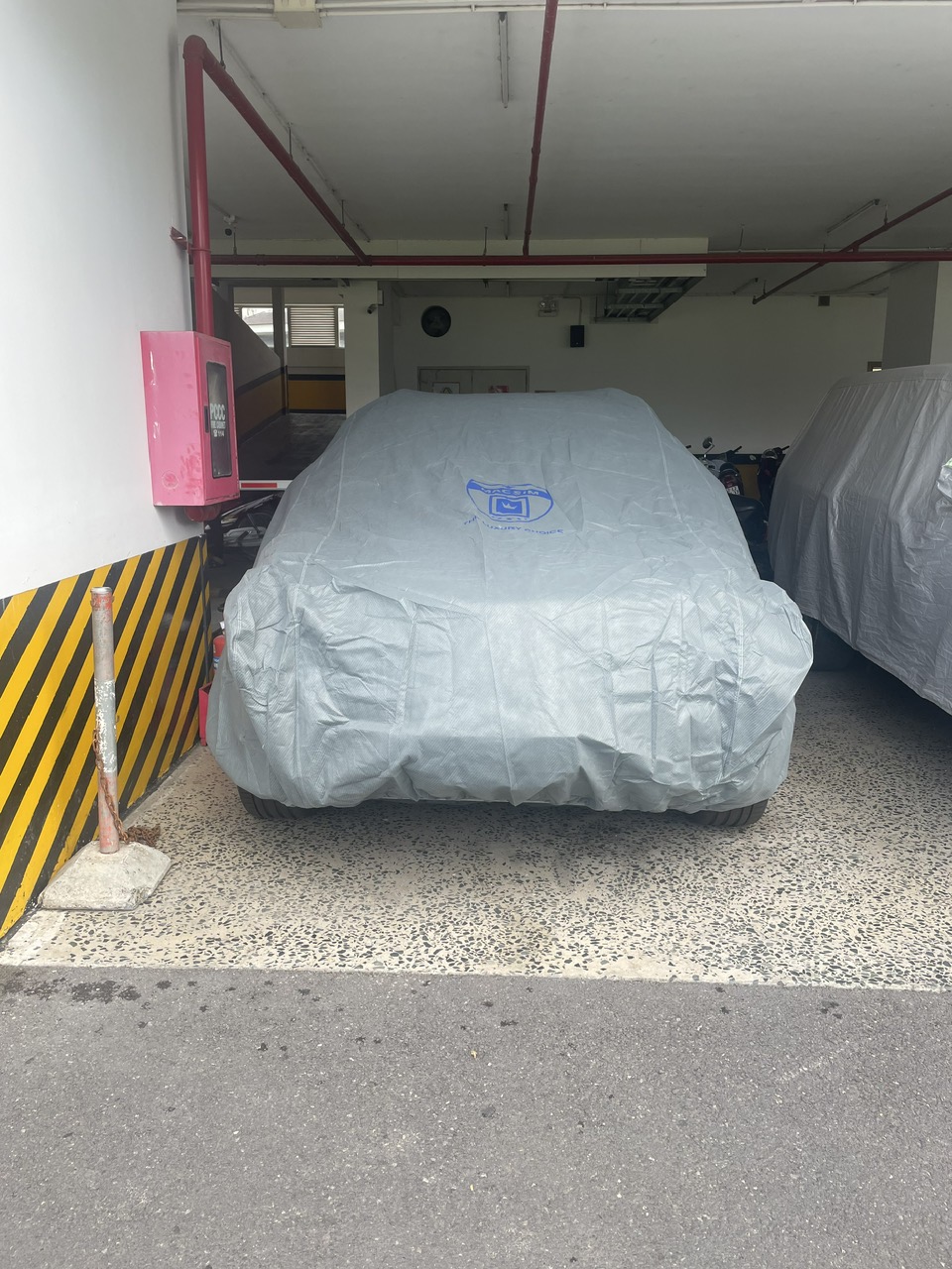 Bạt phủ ô tô chất liệu vải không dệt 3 lớp cao cấp thương hiệu MACSIM cho xe ô tô Hyundai Tucson - màu ghi