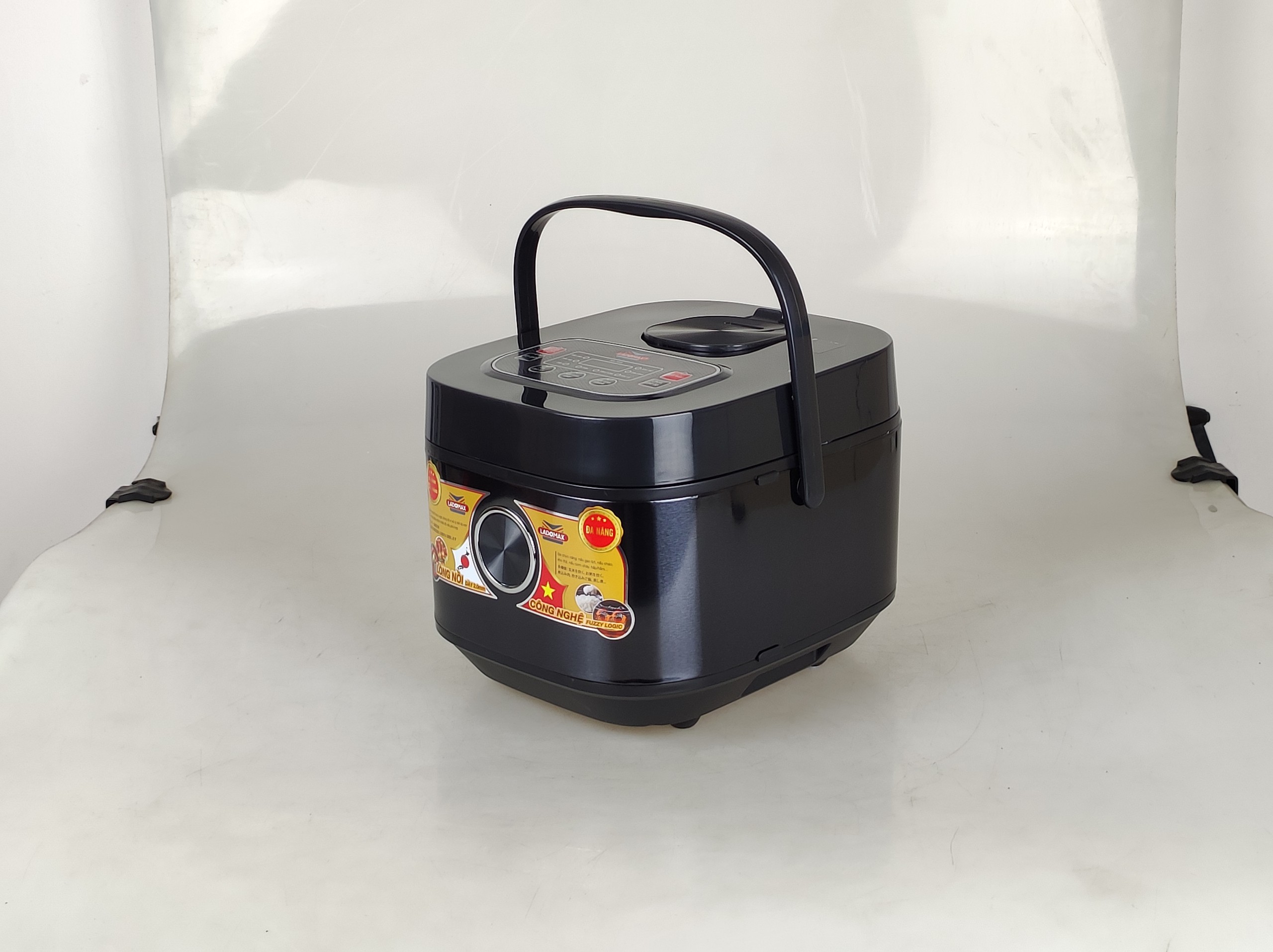 Nồi cơm điện tử Ladomax 7218 - Dung tích 1.8L, 700W - Lòng niêu men chống dính cao cấp-hàng chính hãng