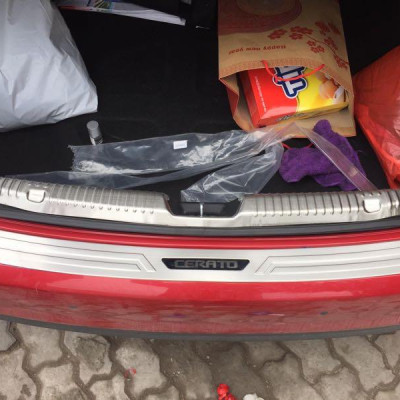 Bộ ốp chống trầy Cốp INOX dành cho xe KIA Cerato 2016-2018