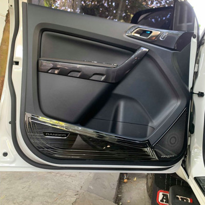 Bộ ốp Titan chống trầy xước Tapli, Táp li dành cho xe Ford Ranger