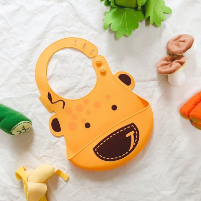 Yếm silicon ăn dặm cho bé Marcus & Marcus, từ 6 tháng