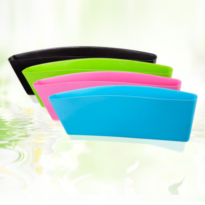 Hộp đựng chứa đồ nhét khe ghế ô tô 206112 1 (Đen)