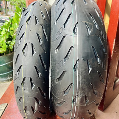 Vỏ xe motor phân khối lớn PKL Michelin Power 5 120/180/190/200 mâm/vành 17 inch (Tây Ban Nha), không ruột (TL)