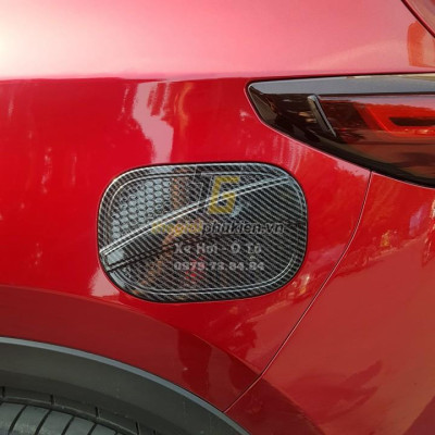Ốp nắp đậy bình xăng Mazda CX5, CX-5 2018-2020 vân Carbon