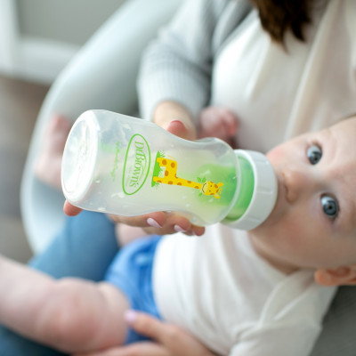 [ WB91019 ] Bình sữa cổ rộng Dr.Brown’s Options Plus hoa văn con hươu cao cổ, 270ml