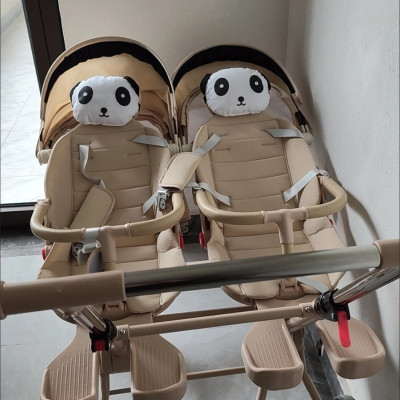 Xe đôi đẩy em bé đôi nhẹ có thể ngồi và nằm- gấp gọn khi đi du lịch ( sẵn hàng)