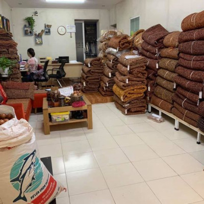 Chiếu Hạt Gỗ Bách Xanh Cao Cấp Hạt 1.2cm - Chiếu gỗ Mian .vn ( video , hình thật )