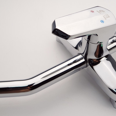 Cây sen nóng lạnh Đồng mạ Chrome Eurolife EL-S924 (Trắng bạc)