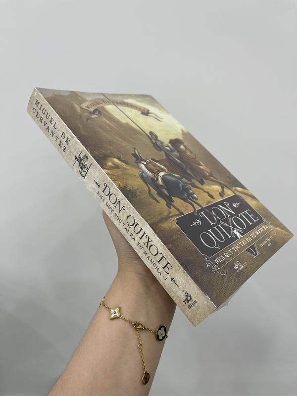Sách - Don Quixote - Nhà quý tộc tài ba xứ Mancha (Tập 1) (TB 2022) (Nhã Nam HCM)