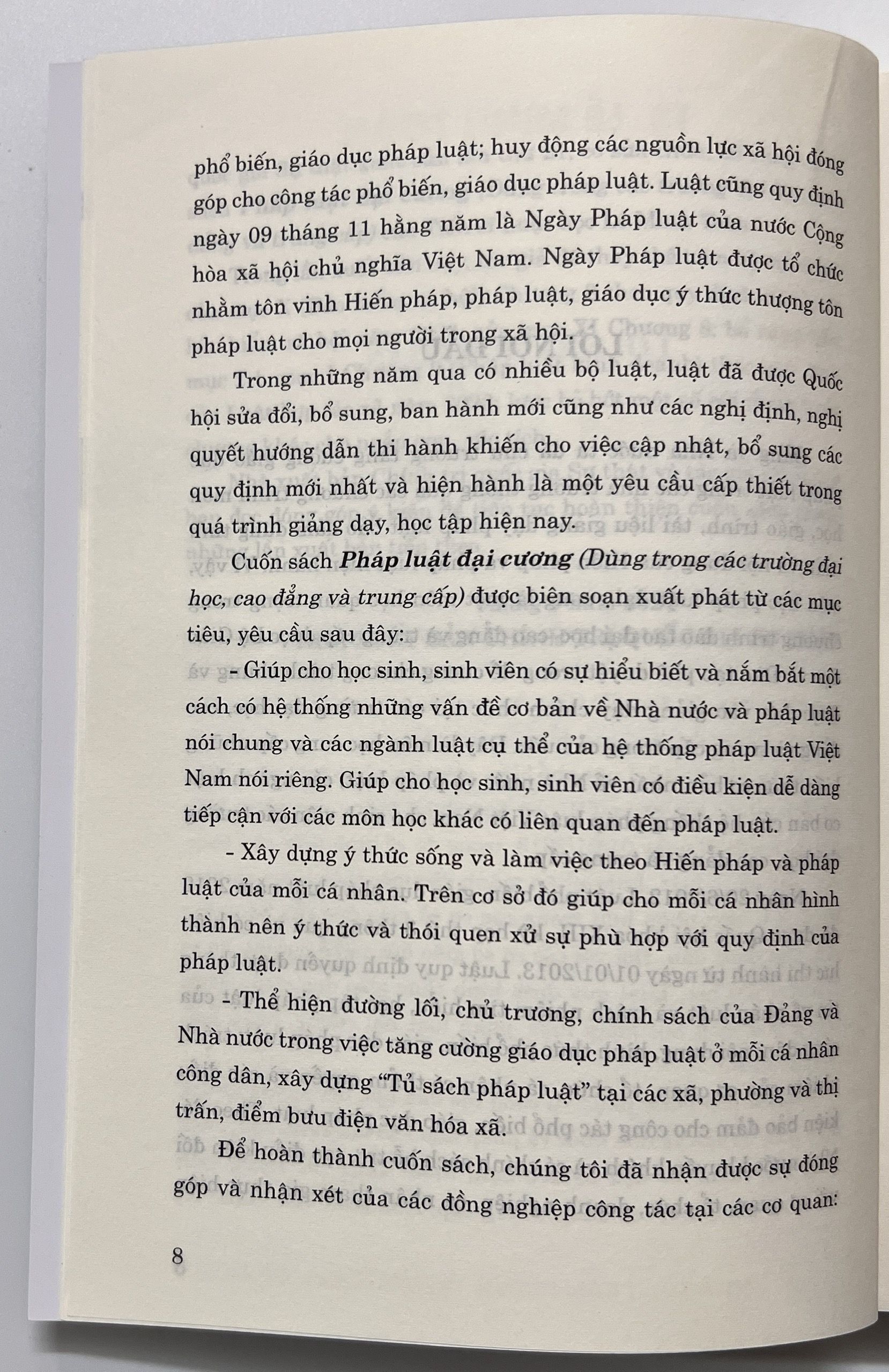 Sách - Pháp Luật Đại Cương Dùng Trong Các Trường Đại Học, Cao Đẳng Và Trung Cấp