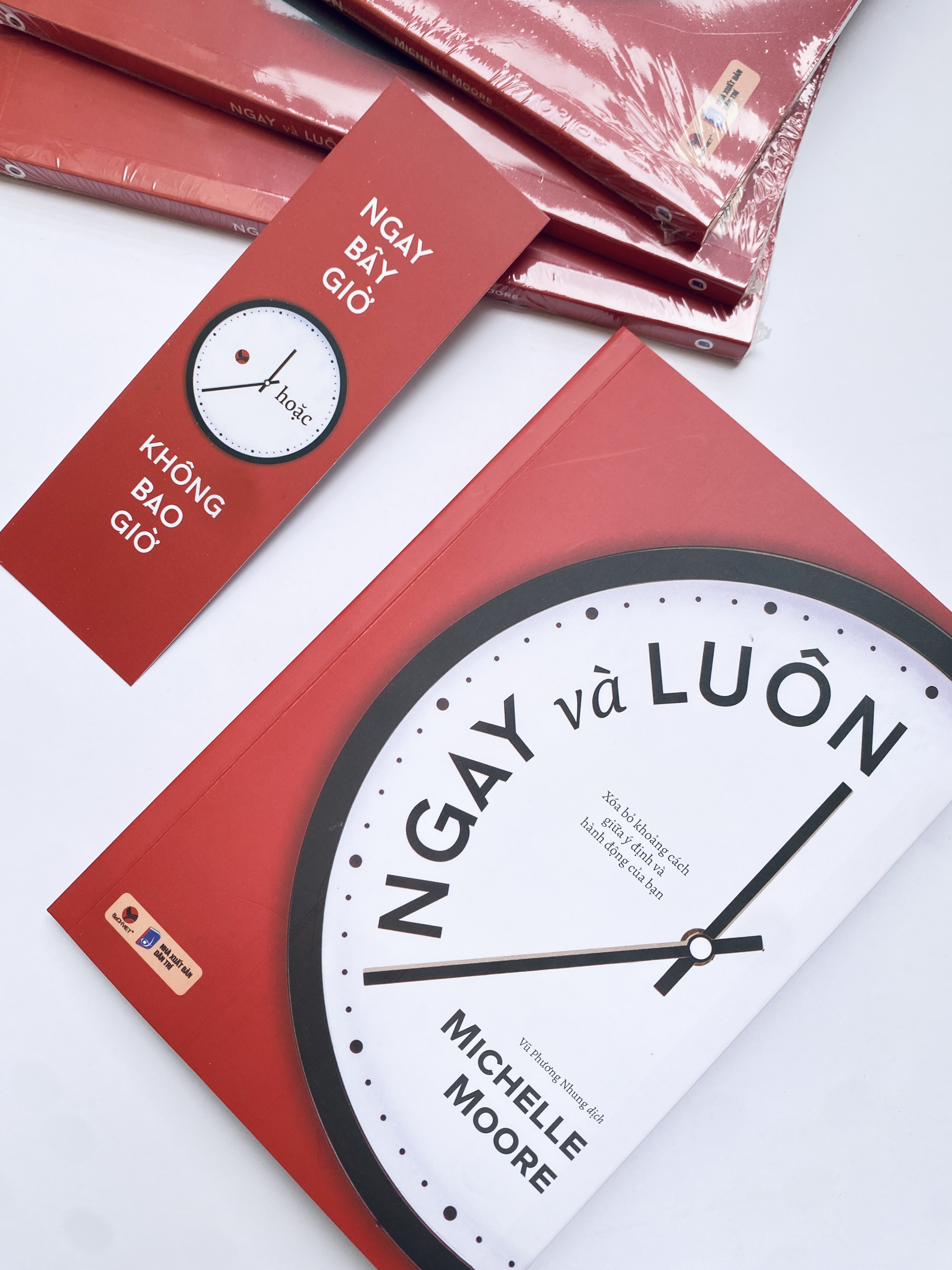 Sách - NGAY VÀ LUÔN - Xóa bỏ khoảng cách giữa ý định và hành động của bạn