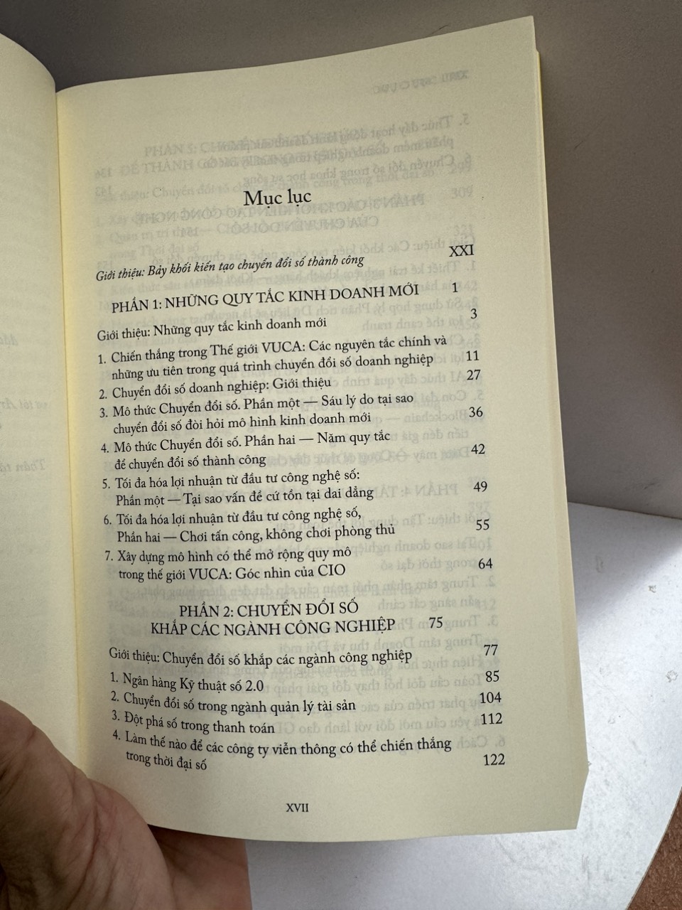 BỨT PHÁ THỜI SỐ HÓA: BẢY KHỐI KIẾN TẠO CHUYỂN ĐỔI SỐ THÀNH CÔNG Nitin Seth_ Lê Anh Tuấn dịch_ NXB Trẻ