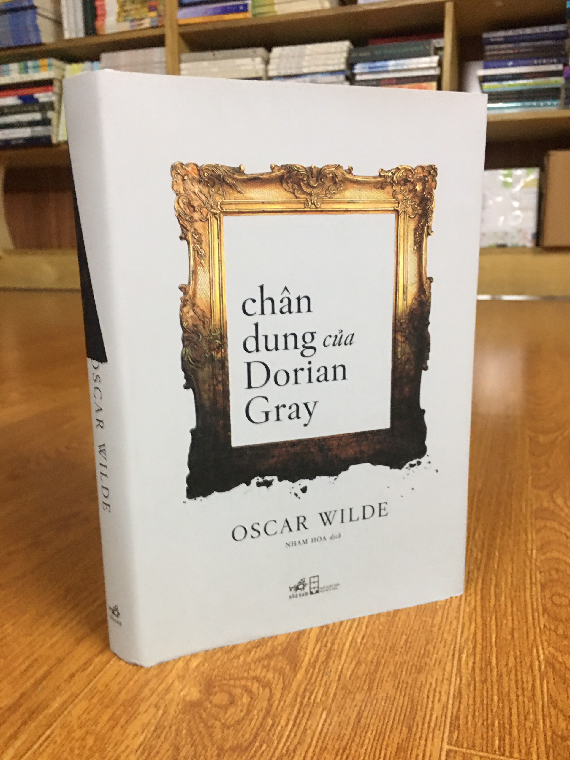 Combo hai bản dịch Oscar Wilde: Bức hoạ Dorian Gray + Chân dung của Dorian Gray