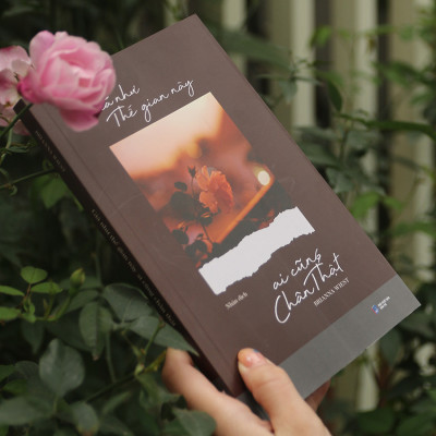 Sách Giá Như Thế Gian Này Ai Cũng Chân Thật (AZ)