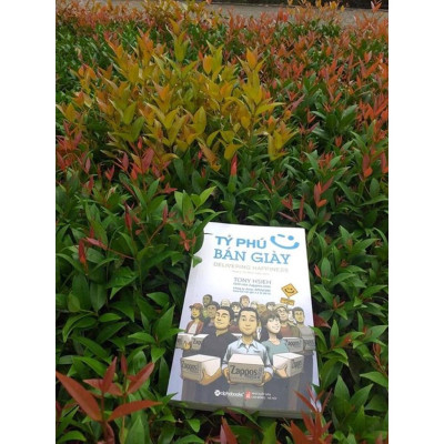 Sách Tỷ Phú Bán Giày (Tái bản mới nhất) - Alphabooks - BẢN QUYỀN