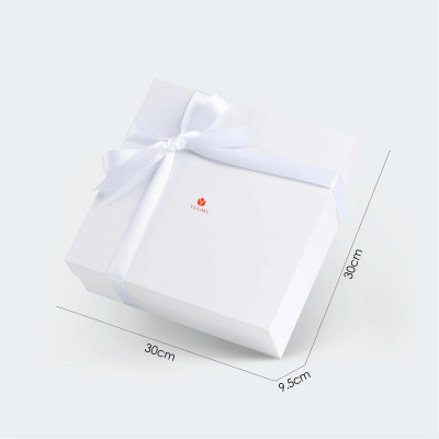 Hộp quà Yuumy ( Thời trang nữ kiểu dáng basic - Hộp quà YHQ )