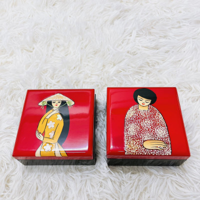 Loại 1-Hộp Đựng Đồ Trang Sức Bằng Gỗ Sơn Mài 10x10 cm Cẩn Ốc, Trứng Lót Vải Nhung Đỏ Sang Trọng