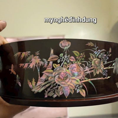 Tráp tròn gỗ trắc khảm ốc đỏ kt mặt tròn 30 cao 11.6cm 