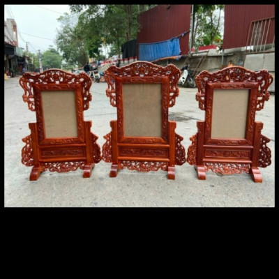 Khung ảnh thờ bằng gỗ hương kt lồng ảnh 21×31cm