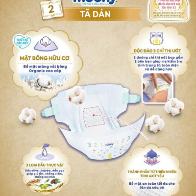 COMBO 2 Bỉm - Tã dán Moony Natural size S- 58 miếng (cho bé 4-8kg)