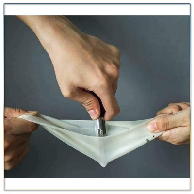 Đôi Găng Tay Cao Su Siêu Dai Hình Con Hươu