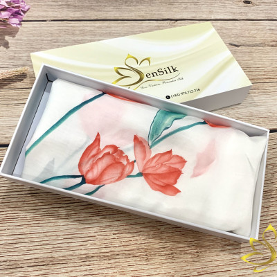 Khăn Lụa Vuông Cao Cấp Vẽ Tay Hoa Tulip – SenSilk, Quà Tặng Đối Tác