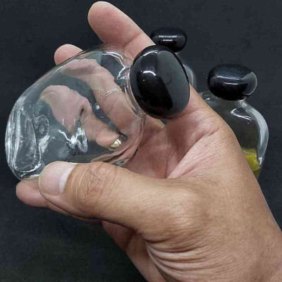 Chai Thủy Tinh 100ml mẫu bầu dục kiểu dẹt nắp nhựa đen tròn - Chai thủy tinh mini – Lọ thủy tinh nhỏ