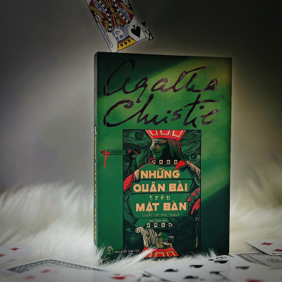 Những Quân Bài Trên Mặt Bàn (Agatha Christie)