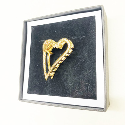 Kẹp tóc retro cách điệu trái tim vàng nhỏ xinh