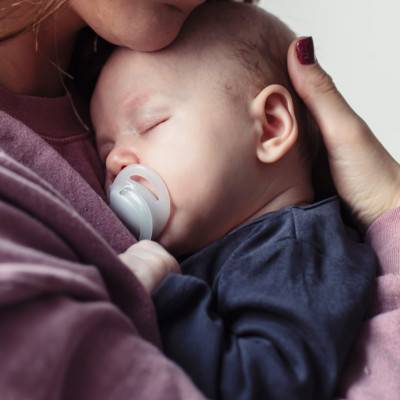 Ty Ngậm Dạ Quang Tommee Tippee Night Time Cho Bé 0-6, 6-18, 18-36 Tháng (Vỉ Đôi)