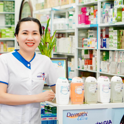 Dung dịch vệ sinh phụ nữ cao cấp Femfresh Soothing Wash 250ml